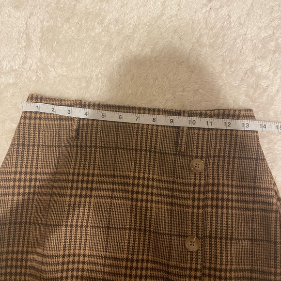 Classic Brown Plaid Pencil Skirt - Picture 3 of 3